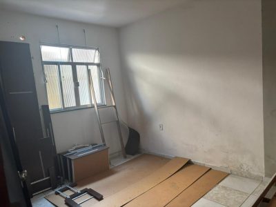 2 casas e 1 quitinete em Jardim Meriti com RGI