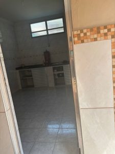 2 casas e 1 quitinete em Jardim Meriti com RGI